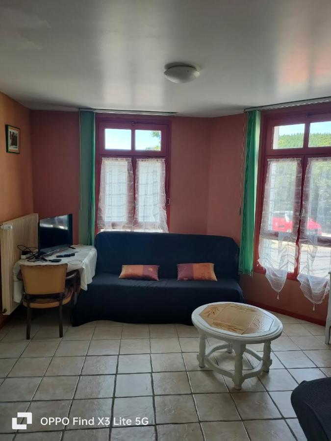 Appart La Percep La Tour-dʼAuvergne Exteriör bild